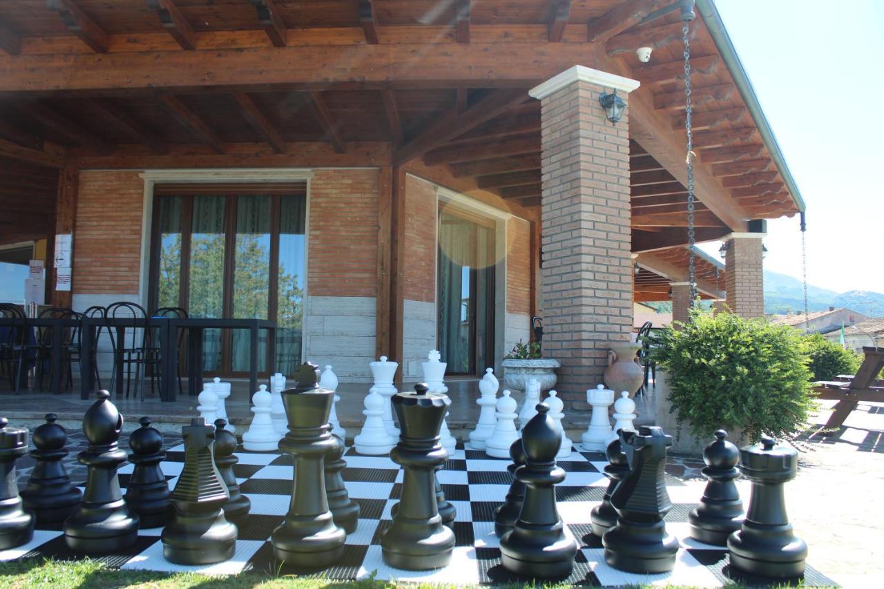 La Villa Guest House Capitignano Exterior foto